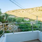 Sunny Apartment Sarandë