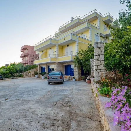 Sunny Sarandë