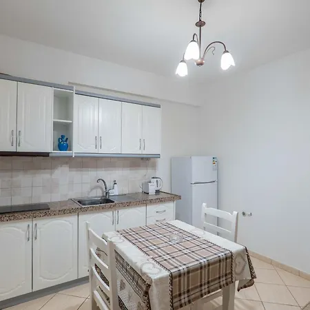 Apartman Sunny Saranda